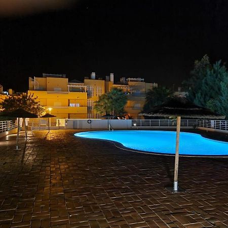 Marinho - 2 Bedroom 2 Bathroom Ground Floor Apartment With Communal Pool And Gardens Conceicao (Faro) Exterior foto