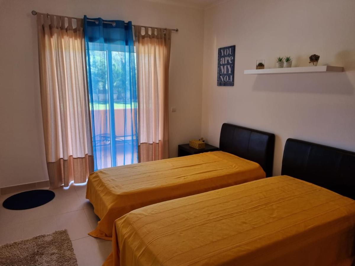 Marinho - 2 Bedroom 2 Bathroom Ground Floor Apartment With Communal Pool And Gardens Conceicao (Faro) Exterior foto
